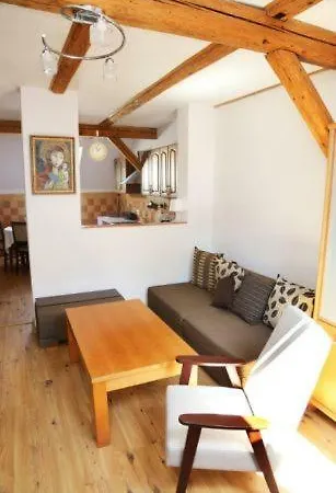 Przytulne Na Poddaszu Apartment